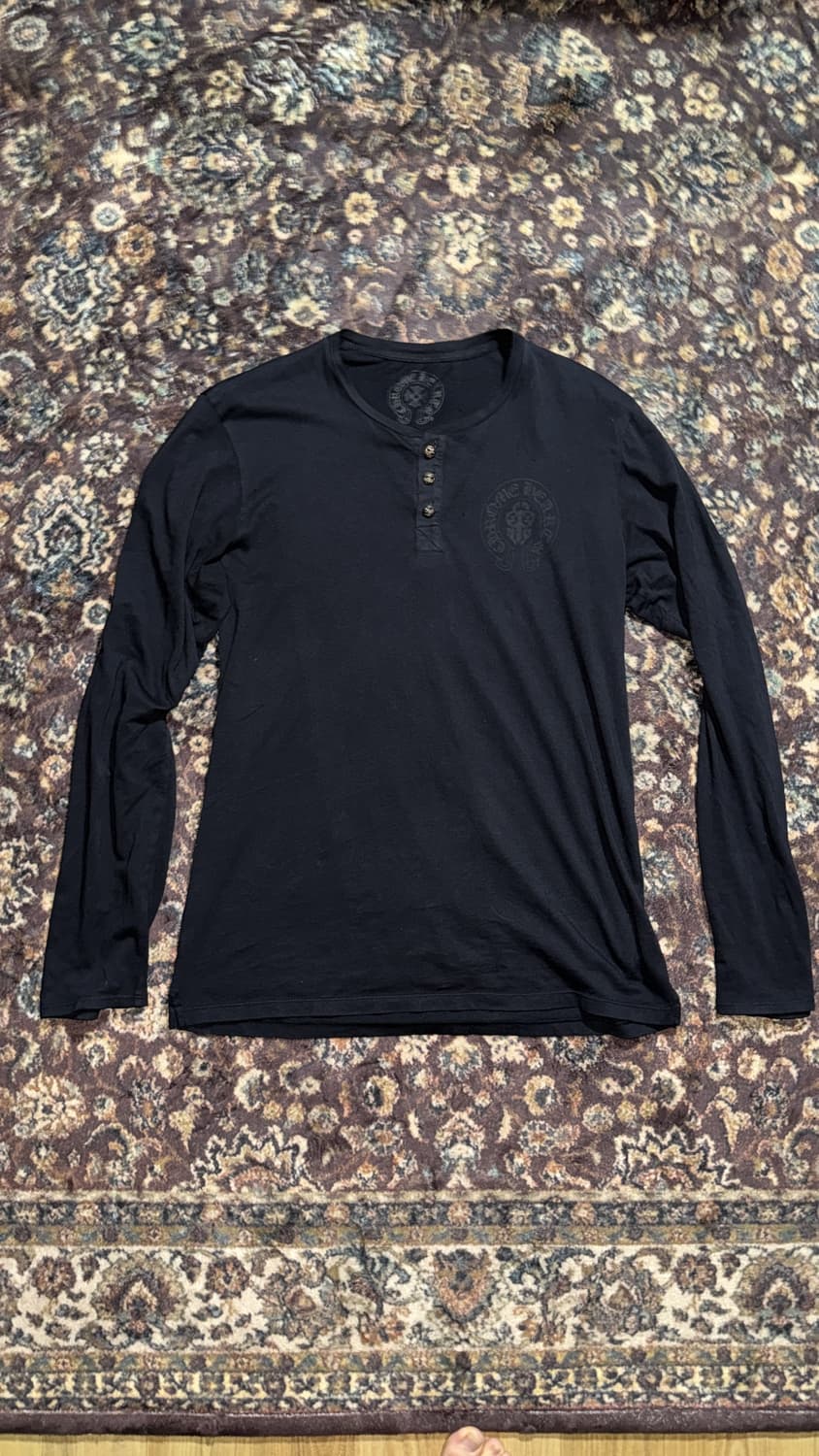 크롬하츠 bs 버튼 헨리넥 상품이미지2