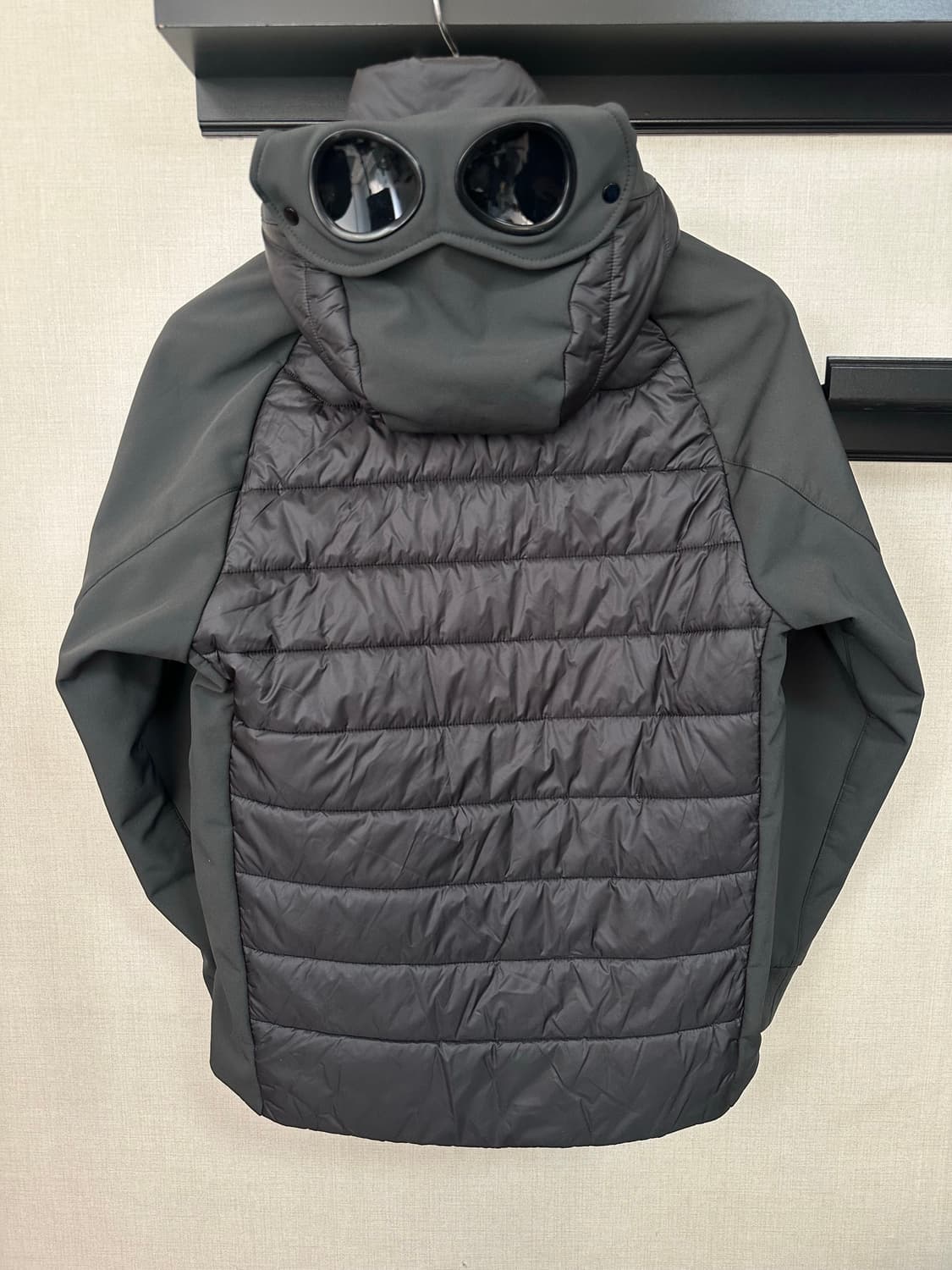 씨피컴퍼니 고글 패딩 자켓 46(90-95) 상품이미지5