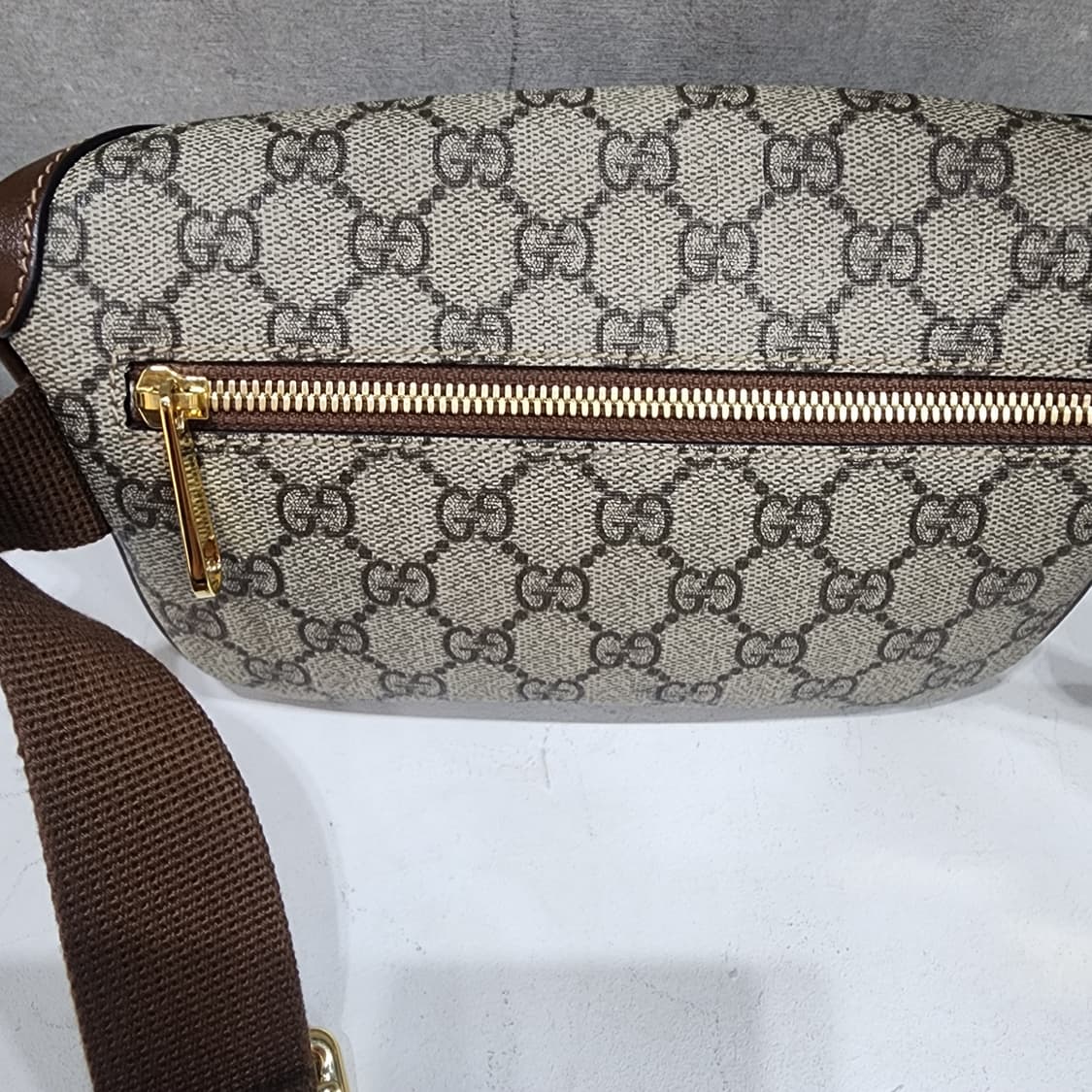 구찌 인터로킹 G 벨트백 크로스가능 상품이미지7