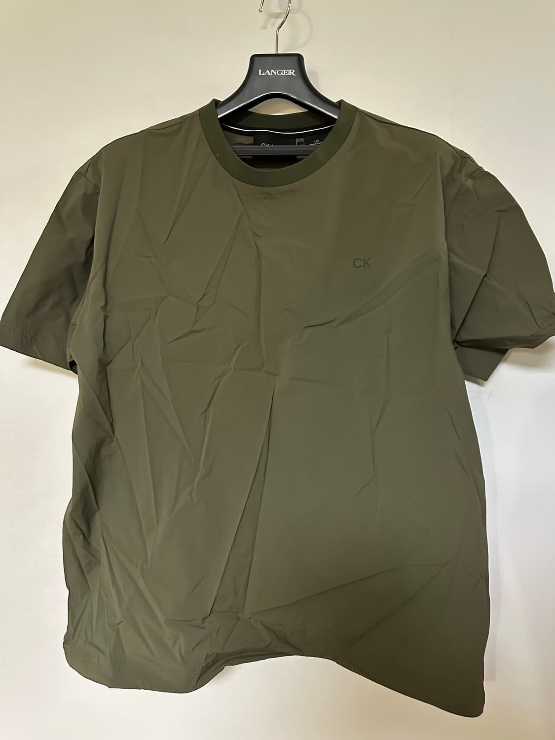 캘빈클라인 CK 카키색 반팔 티셔츠 상품이미지1