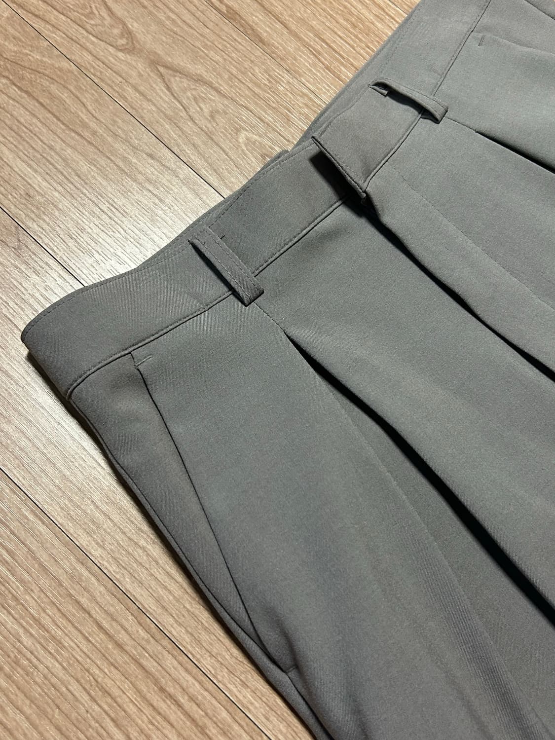 리버스 원턱 와이드 슬랙스(코코아브라운/S) 남자남성팬츠쿠어르아르수아레 상품이미지6