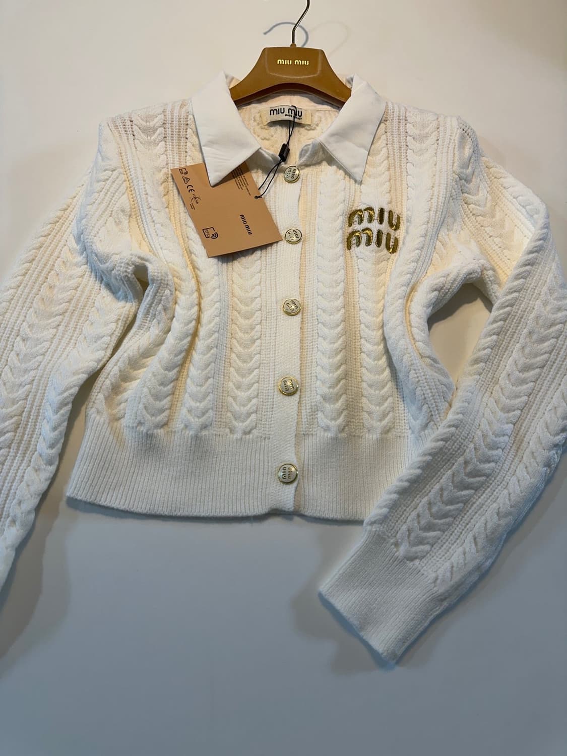 (새상품)미우미우셔츠카라가디건 상품이미지2