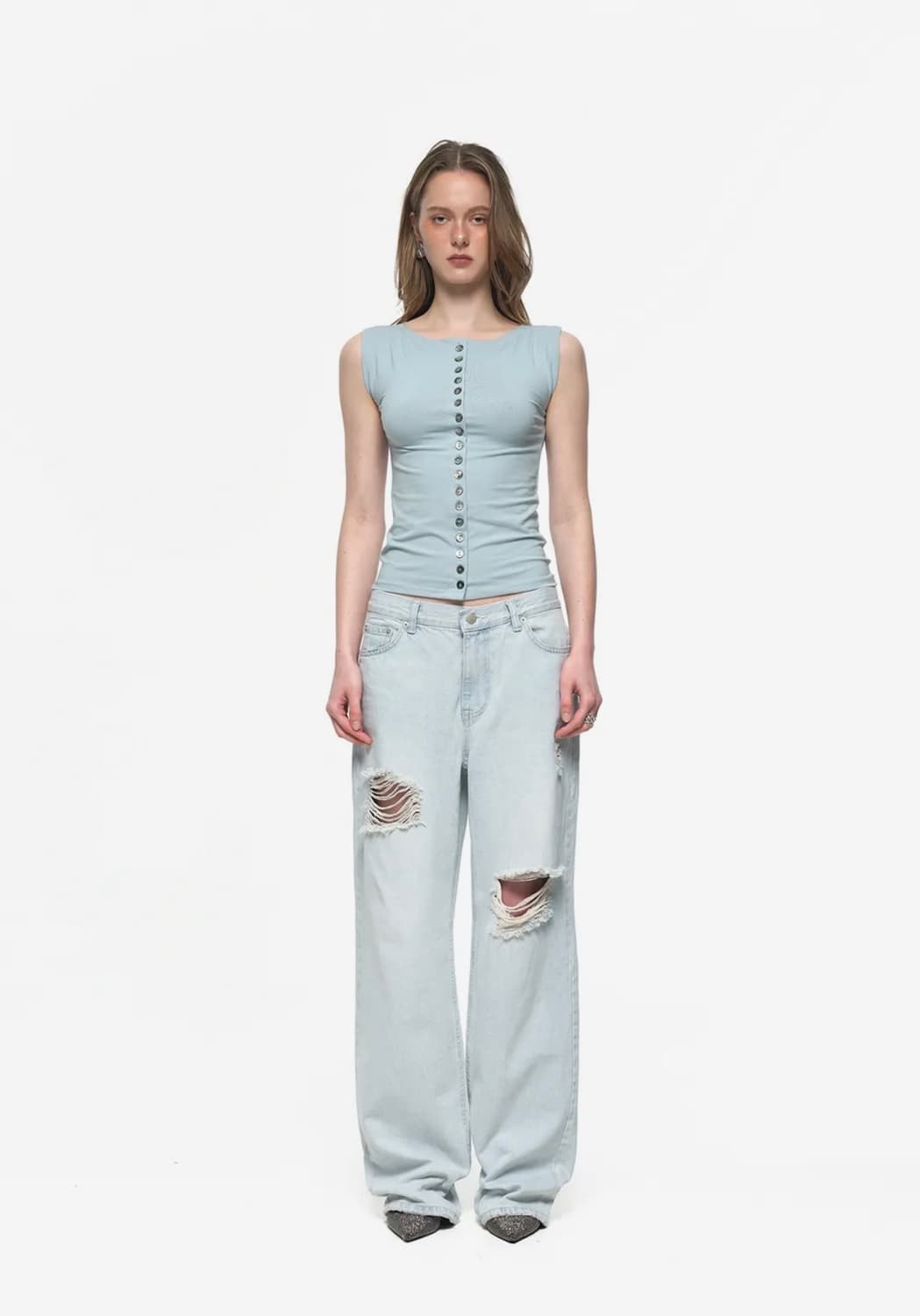 TMT 투머치택스 자개 버튼 슬리브리스 탑 라이트 블루 상품이미지3