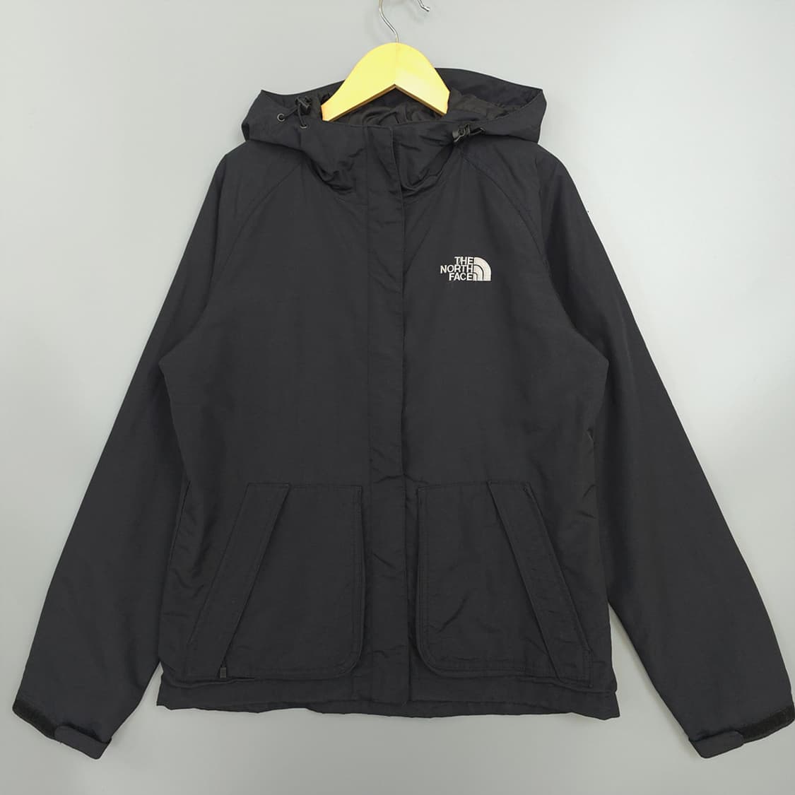 노스페이스 THE NORTH FACE 블랙 바람막이 자켓 85 상품이미지1