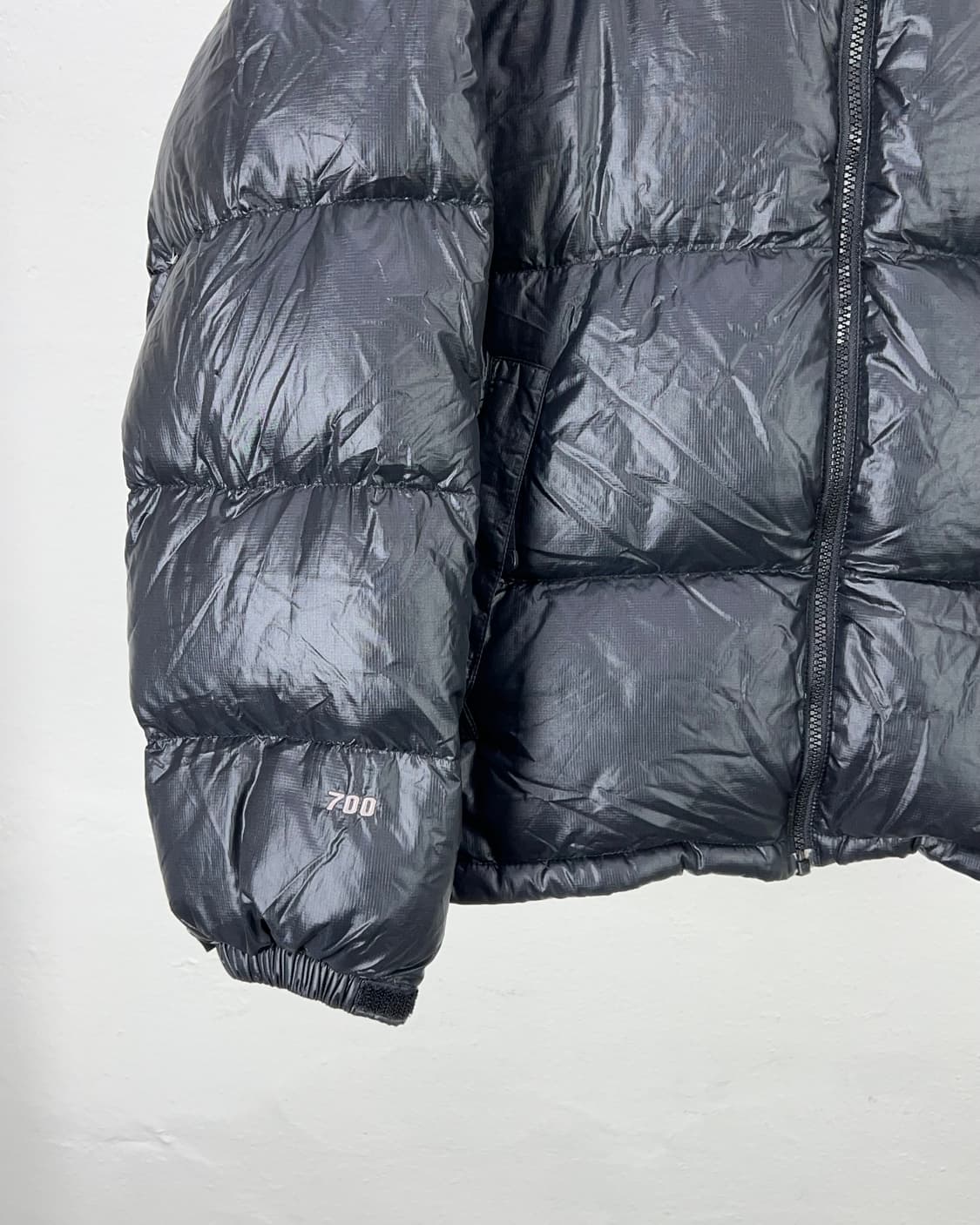 노스페이스 눕시 700 블랙 다운 패딩 자켓 상품이미지4