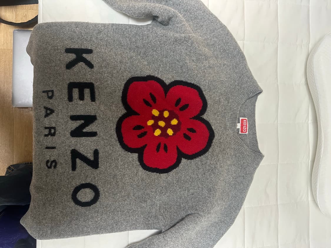 겐조 플라워 니트 팝니다 상품이미지1