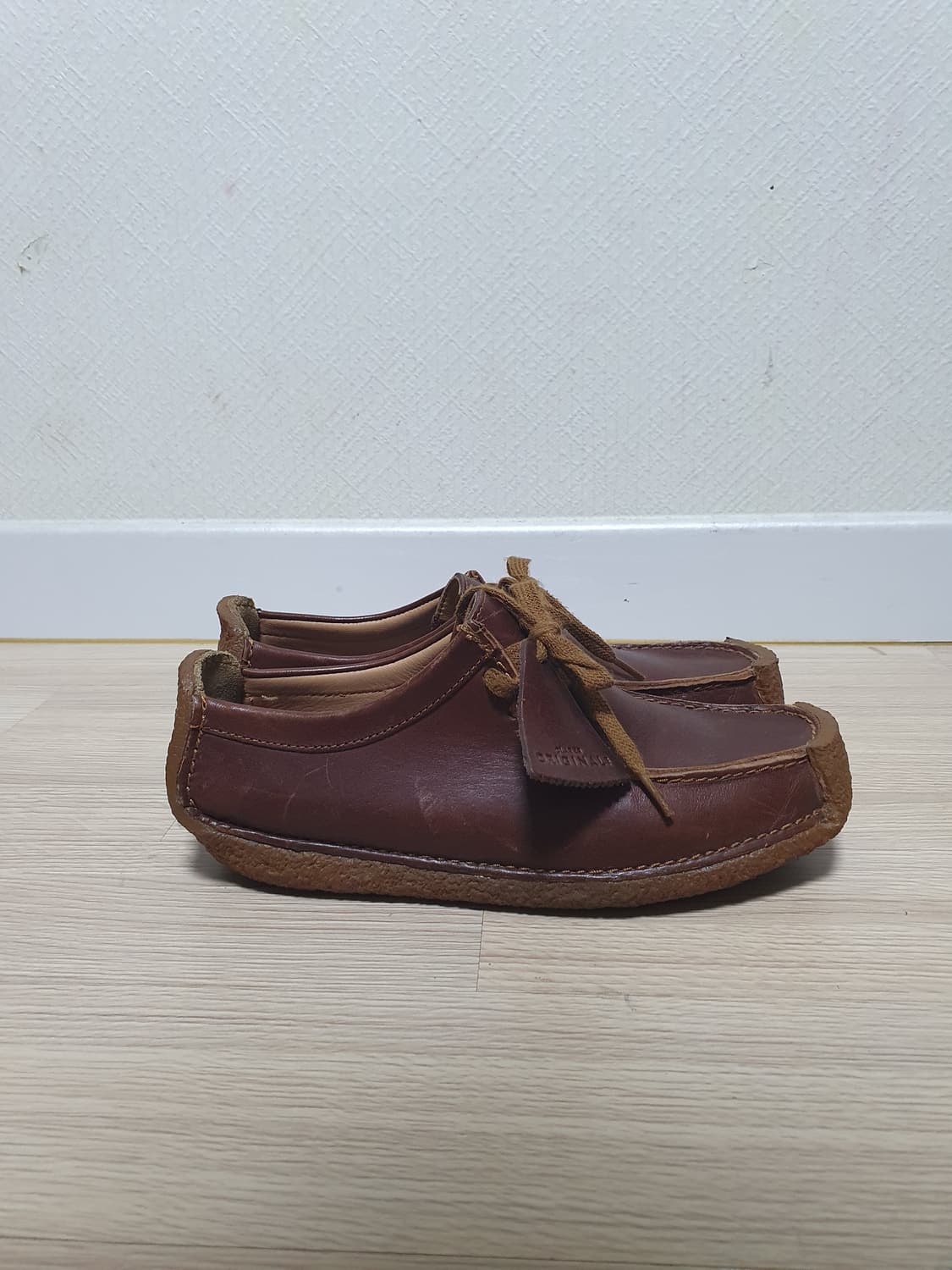 클락스 왈라비 브라운 레더 슈즈 240 상품이미지1