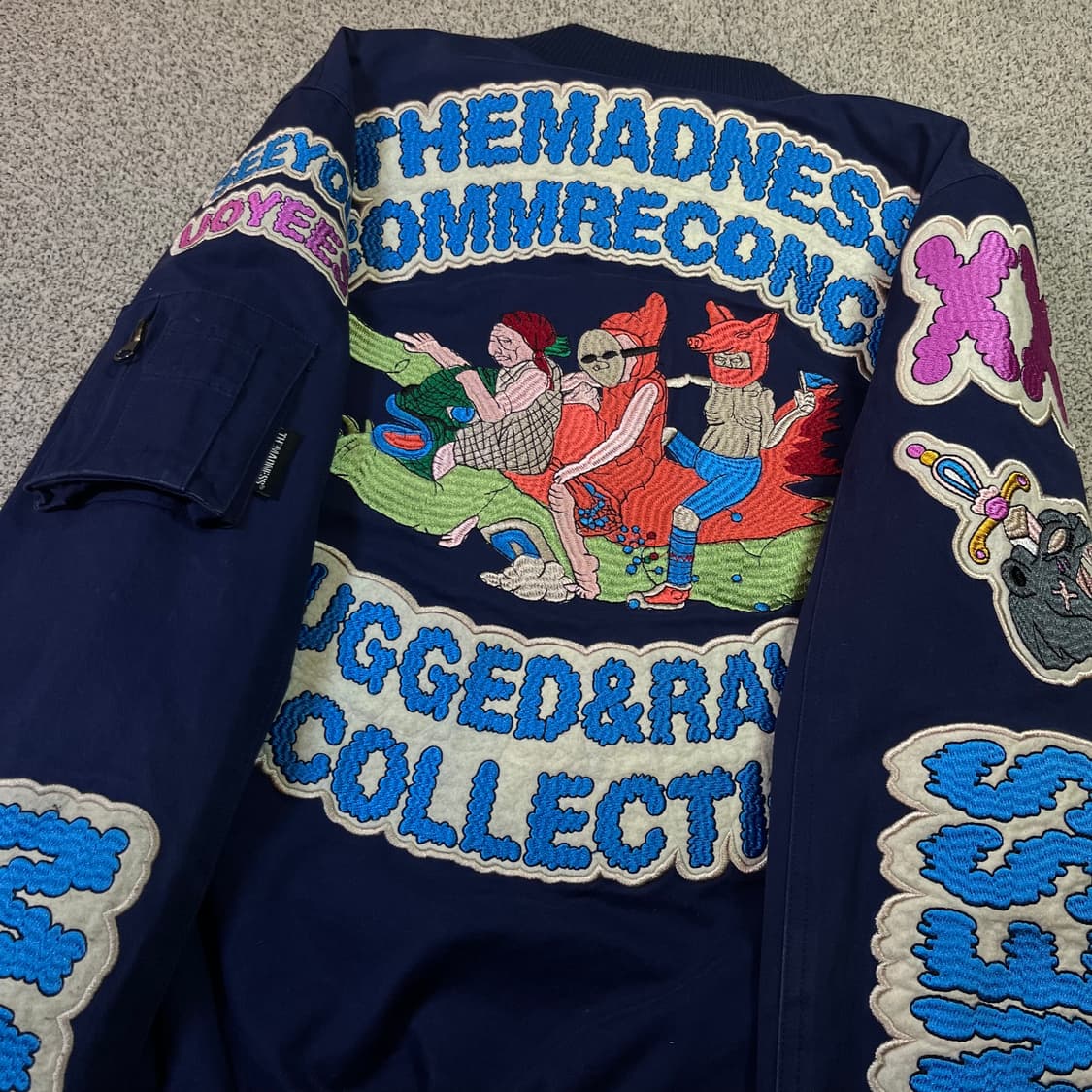 더매드니스 패치 빅로고 코튼 스타디움 자켓 상품이미지2