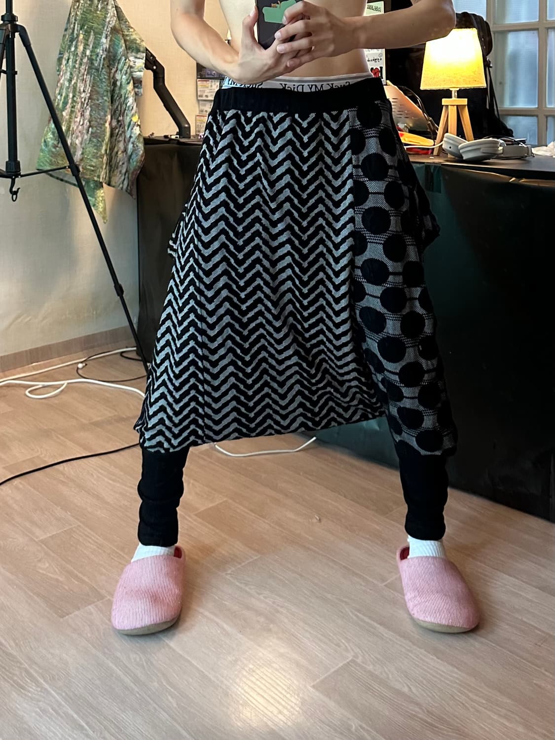 Vintage 패턴 믹스 배기팬츠 상품이미지1