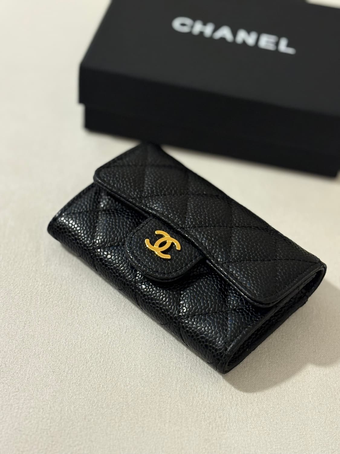 샤넬 캐비어 똑딱이 금장 카드지갑 (새상품) 상품이미지1