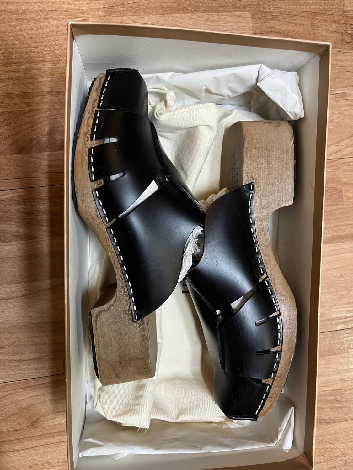 헤레우 클로그 상품이미지1