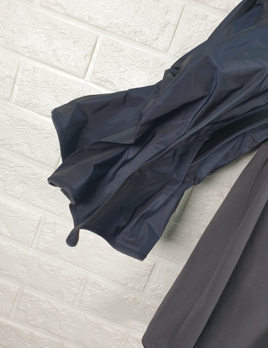 [66]오즈세컨 백 리본 셔링 퍼프 슬리브 티셔츠 상품이미지5