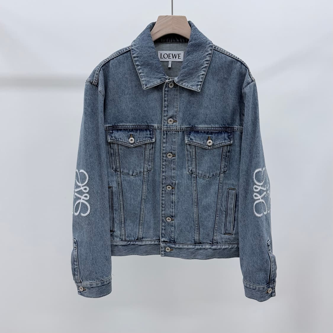 [S+급/50] 로에베 아나그램 데님 청자켓 상품이미지1