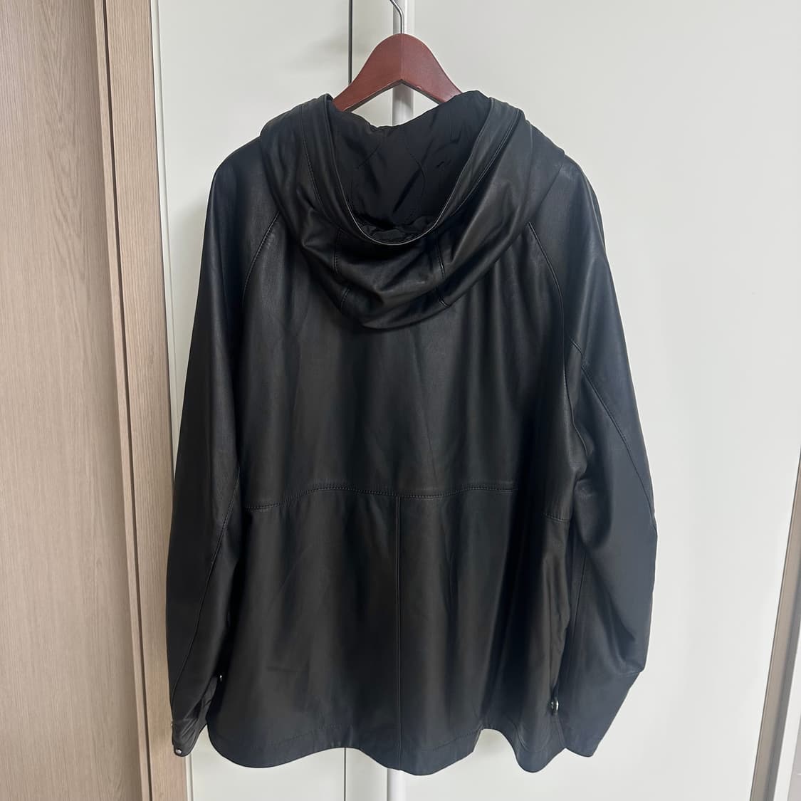 솔리드옴므 램스킨 양가죽 레더 후드 자켓 우영미 상품이미지3