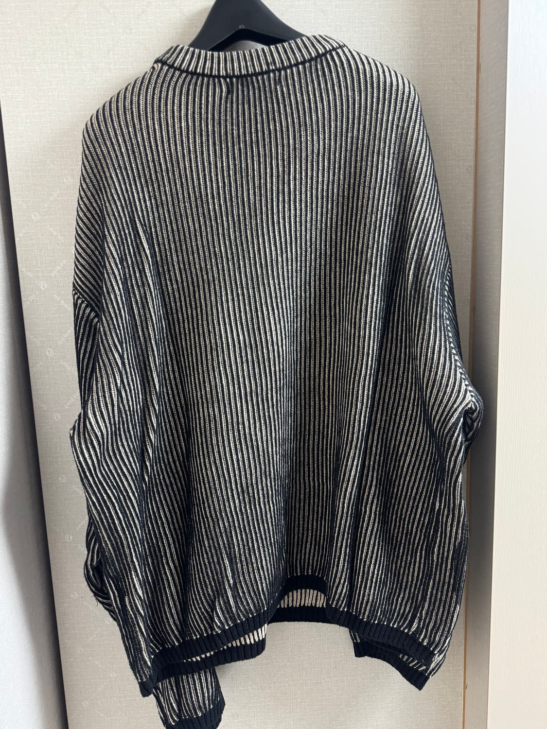 메종미네드/BLACK FLOWER PRINT KNIT / L 상품이미지2