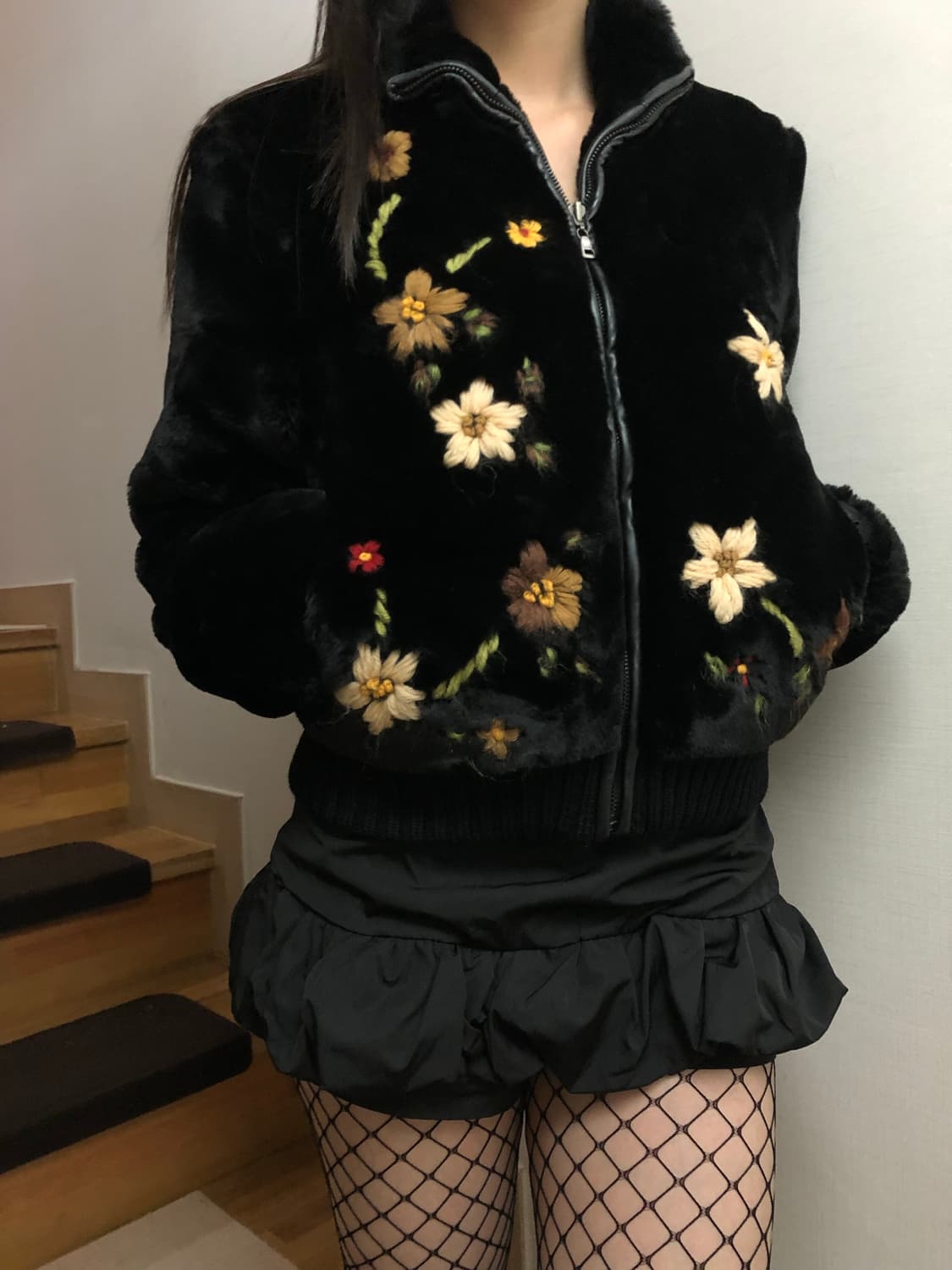 빈티지 ozoc 플라워 자수 에코 퍼 집업 상품이미지3