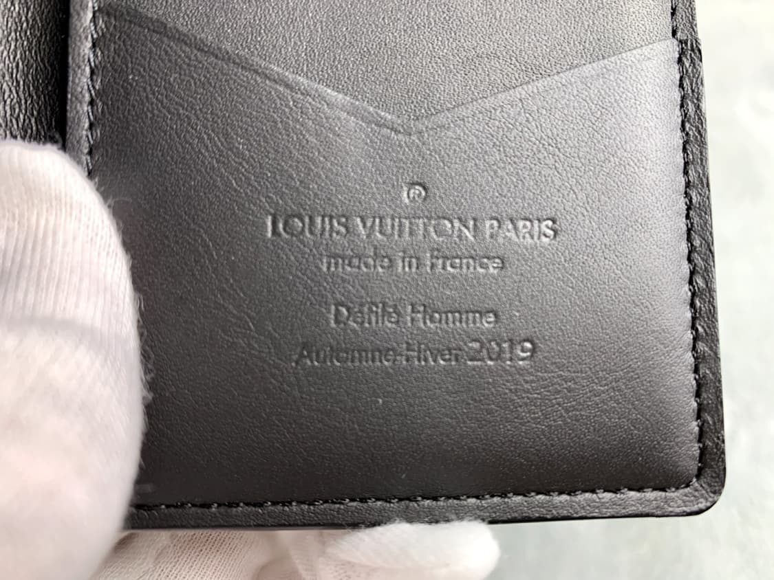 루이비통 레인보우 오거나이저 카드지갑 상품이미지8