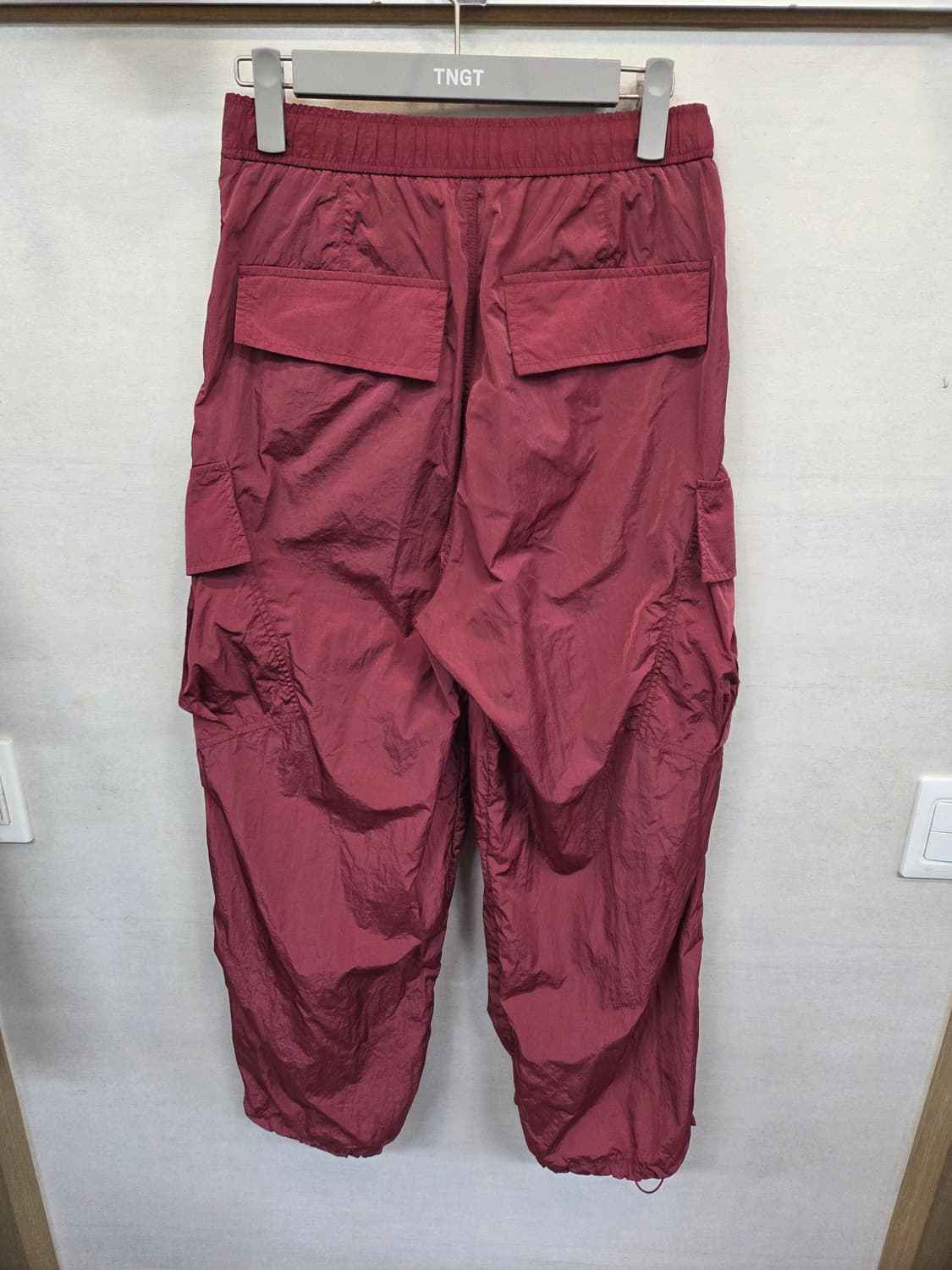 에잇세컨즈 나일론 카고 와이드 스트링팬츠 s 버건디 상품이미지2