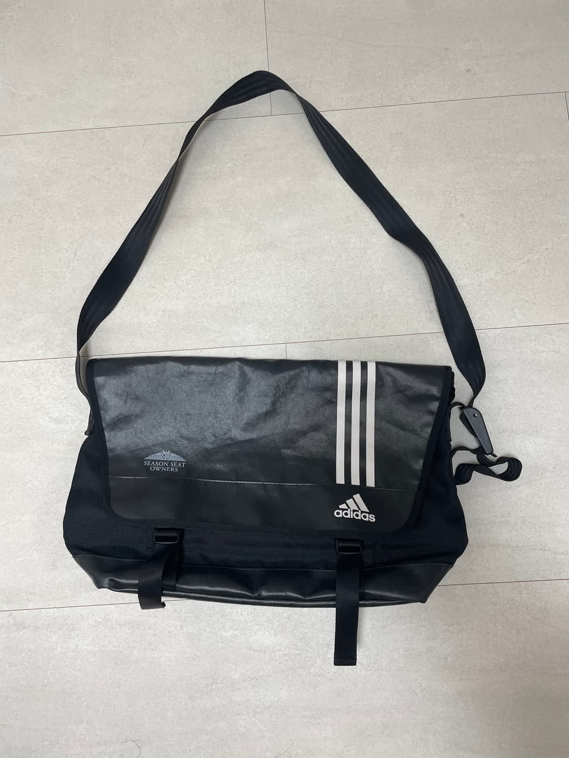 아디다스 메신저백 상품이미지1