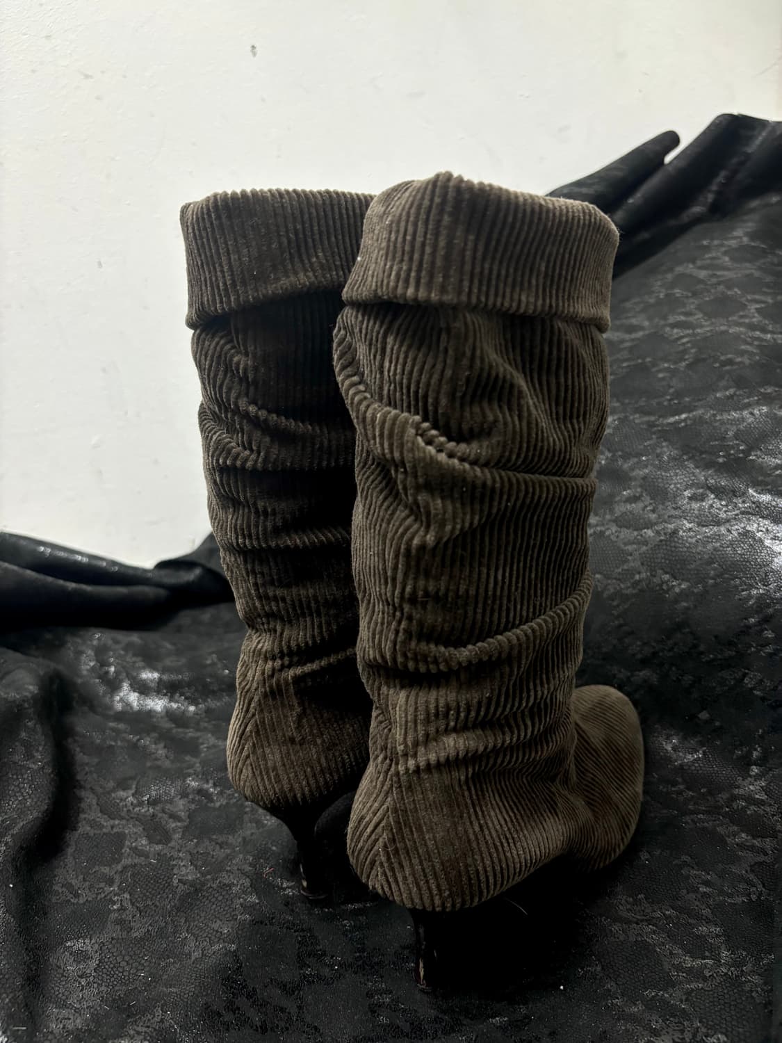 “Vintage” Y2K Mood Brown Suede Shoes 상품이미지8