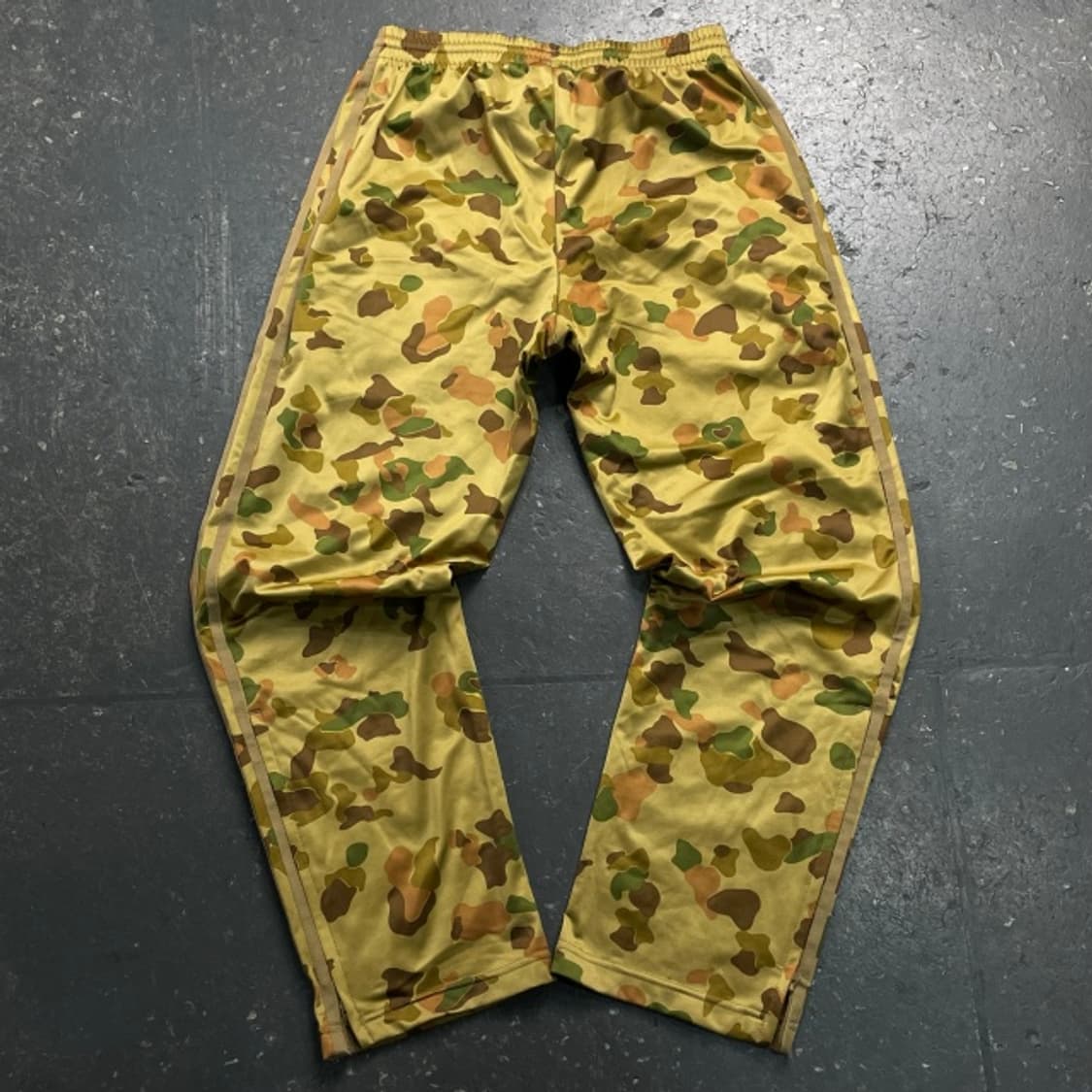 100 아디다스 파이어버드 카모 팬츠 상품이미지5