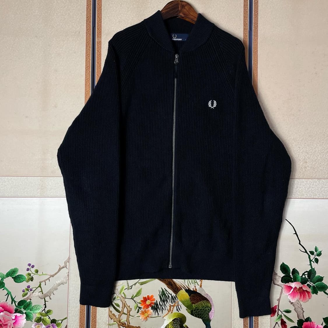 프레드페리 화이트로고 골지 니트집업 상품이미지1