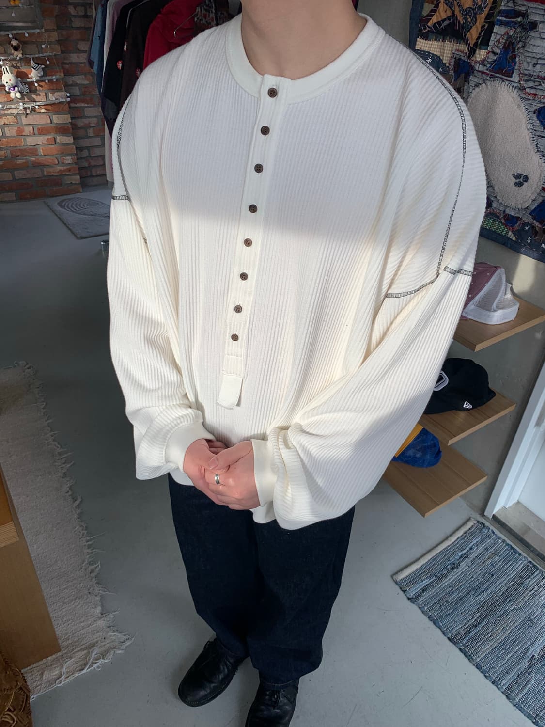 Ancellm 안셀름 오버사이즈 헨리 레일니트 슬리브 상품이미지3