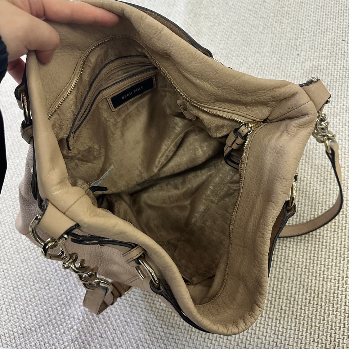 실측확인 빈폴 베이지 가죽 숄더백 0409D 상품이미지3