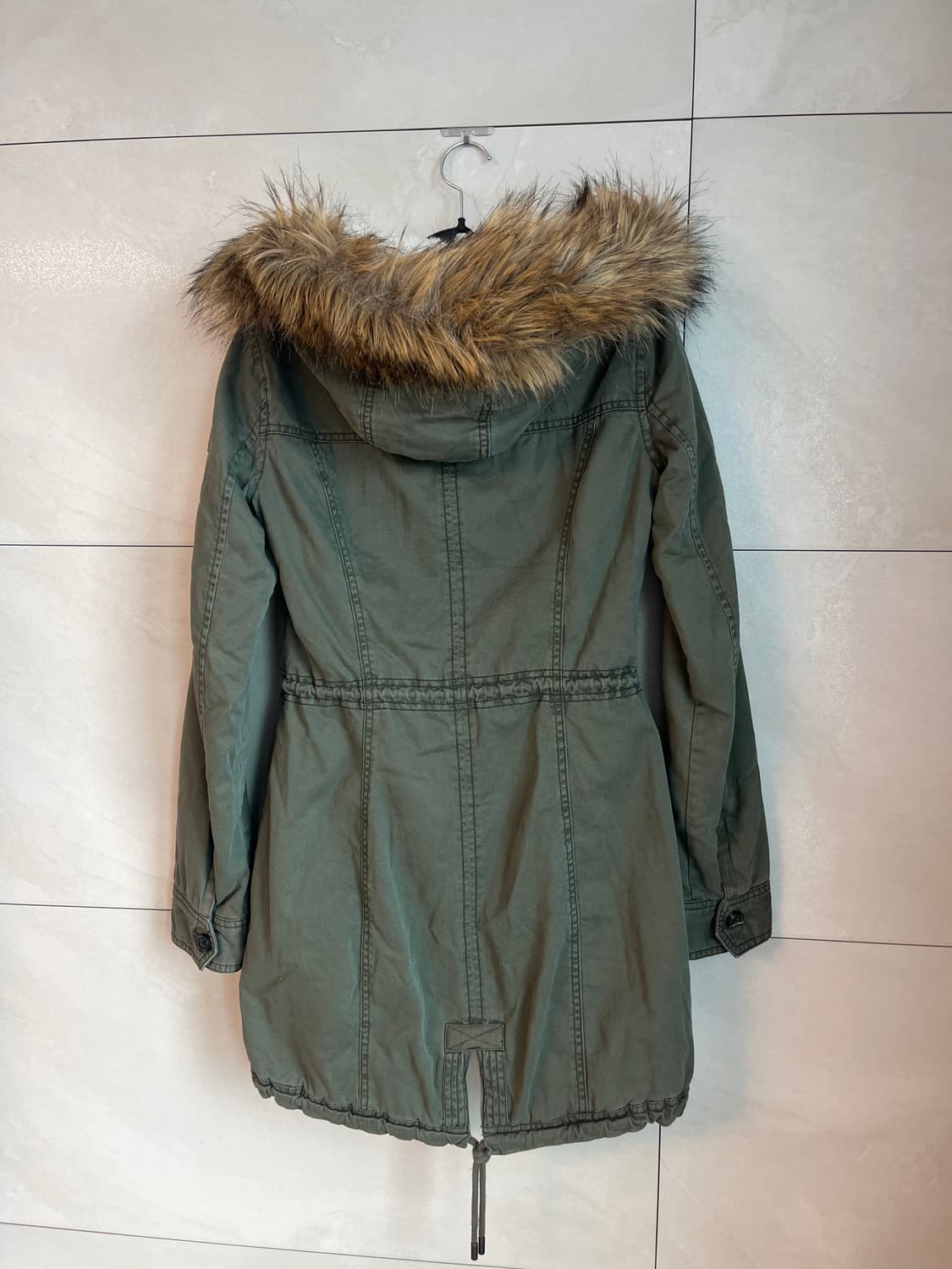 새상품 아베크롬비 카키 퍼 후드 파카 [XS] 상품이미지4