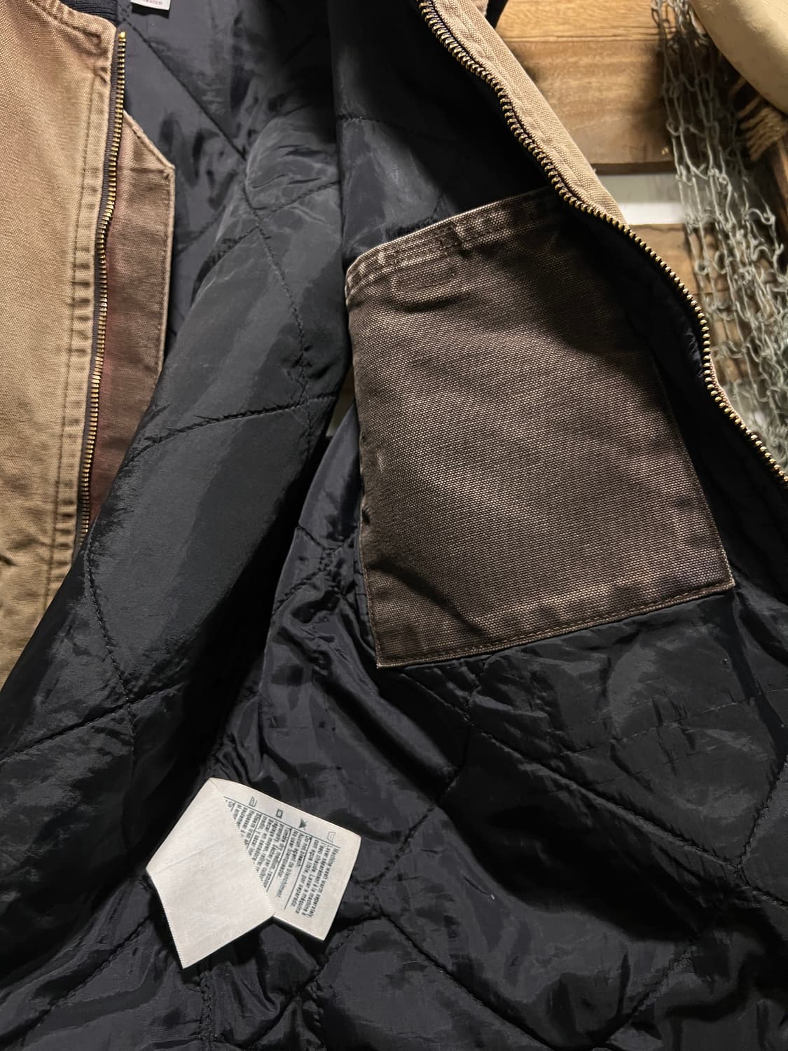 [L]칼하트 USA 빈티지 워싱 다크브라운 워크 베스트 상품이미지5