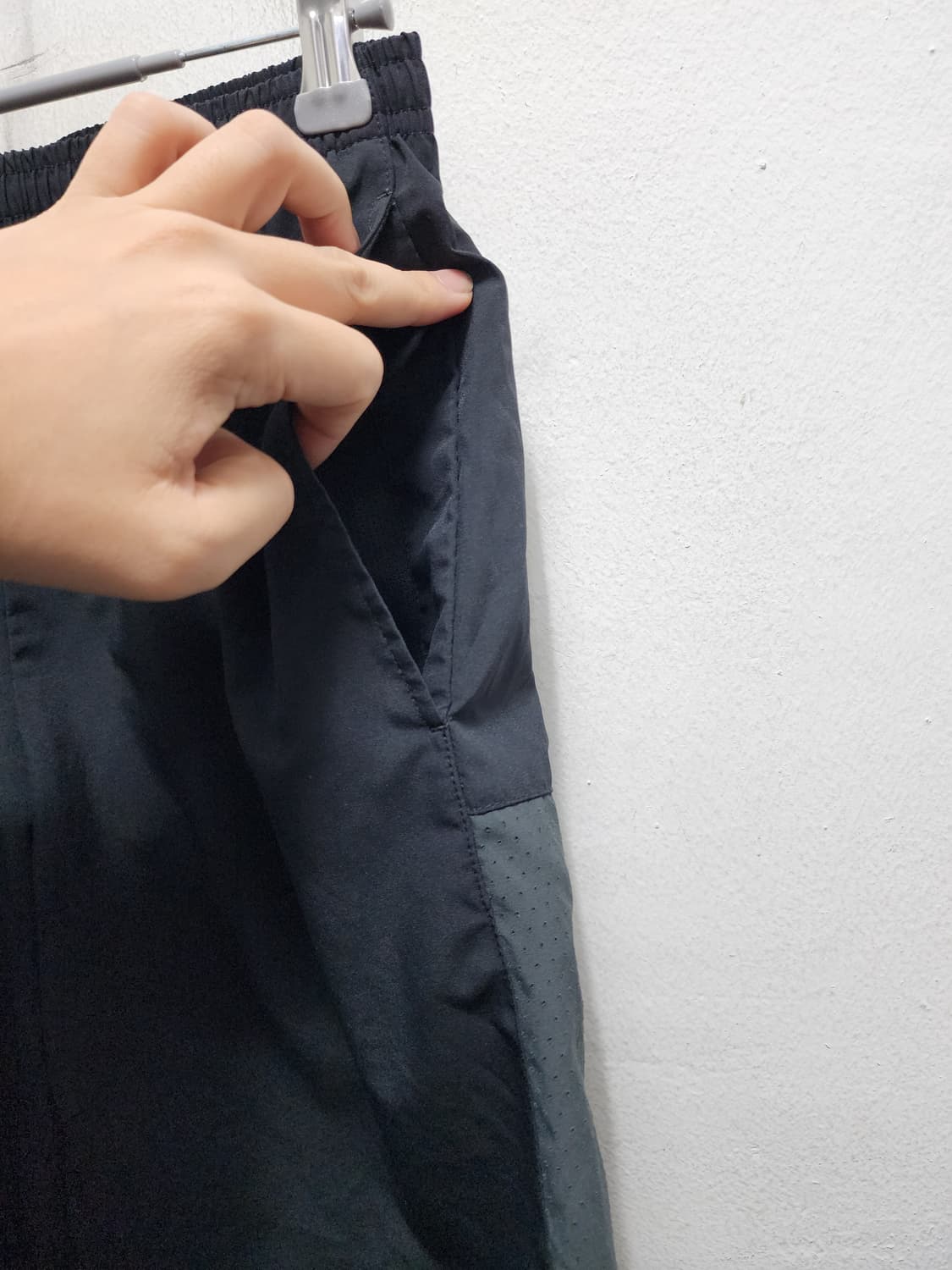 나이키 리플렉티브 드라이핏 기능성 숏츠  상품이미지4