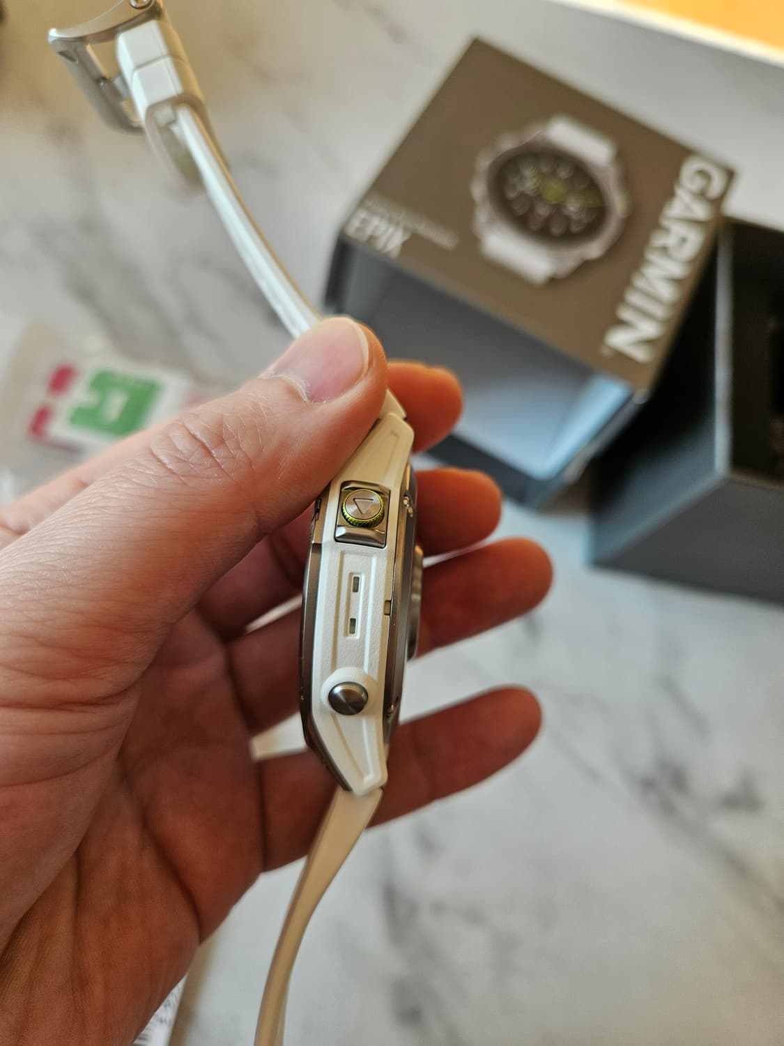 가민 에픽스 Gen2 화이트 상품이미지9