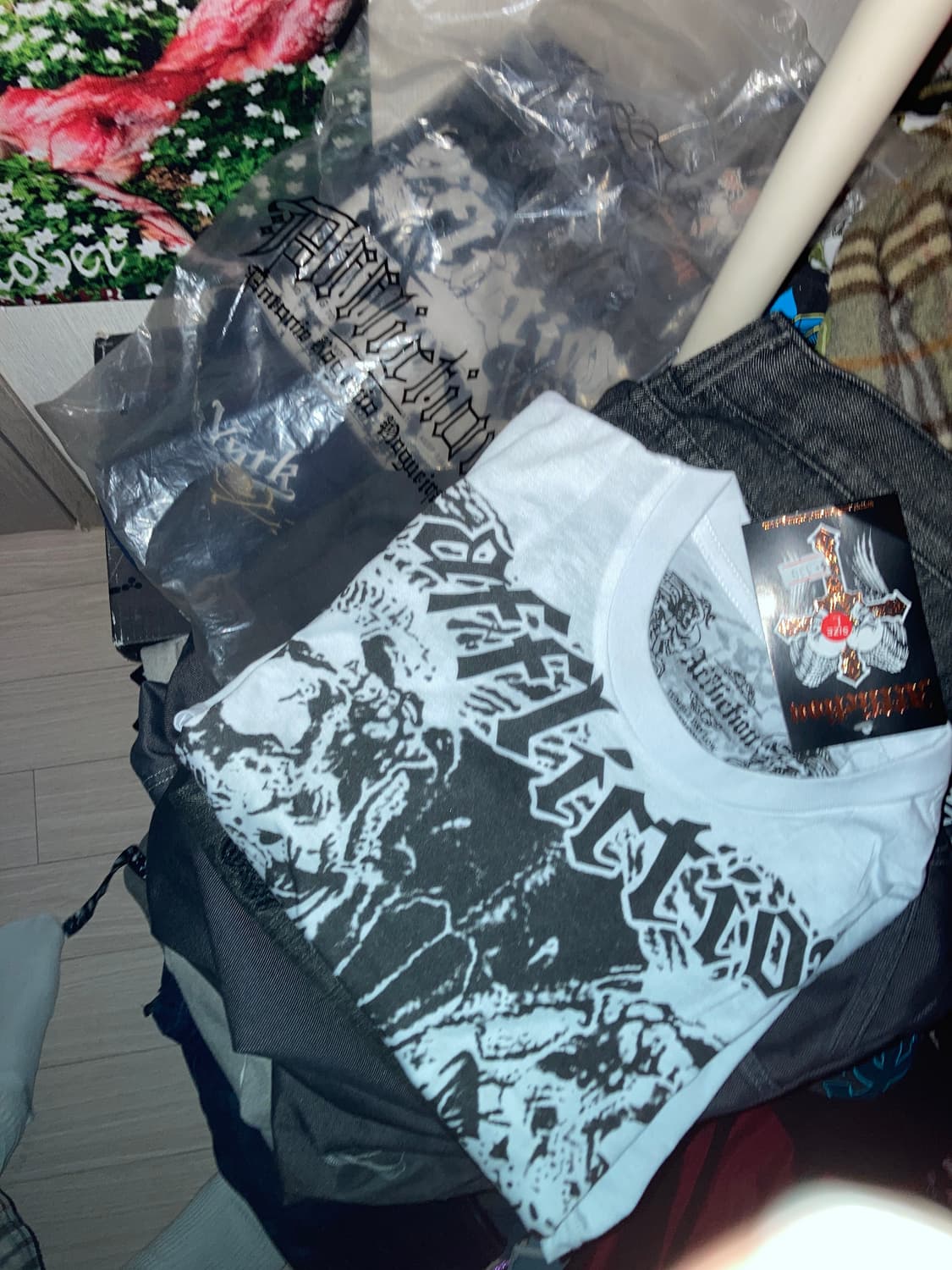 어플릭션 반팔 화이트 데드스탁 새상품 L 상품이미지1