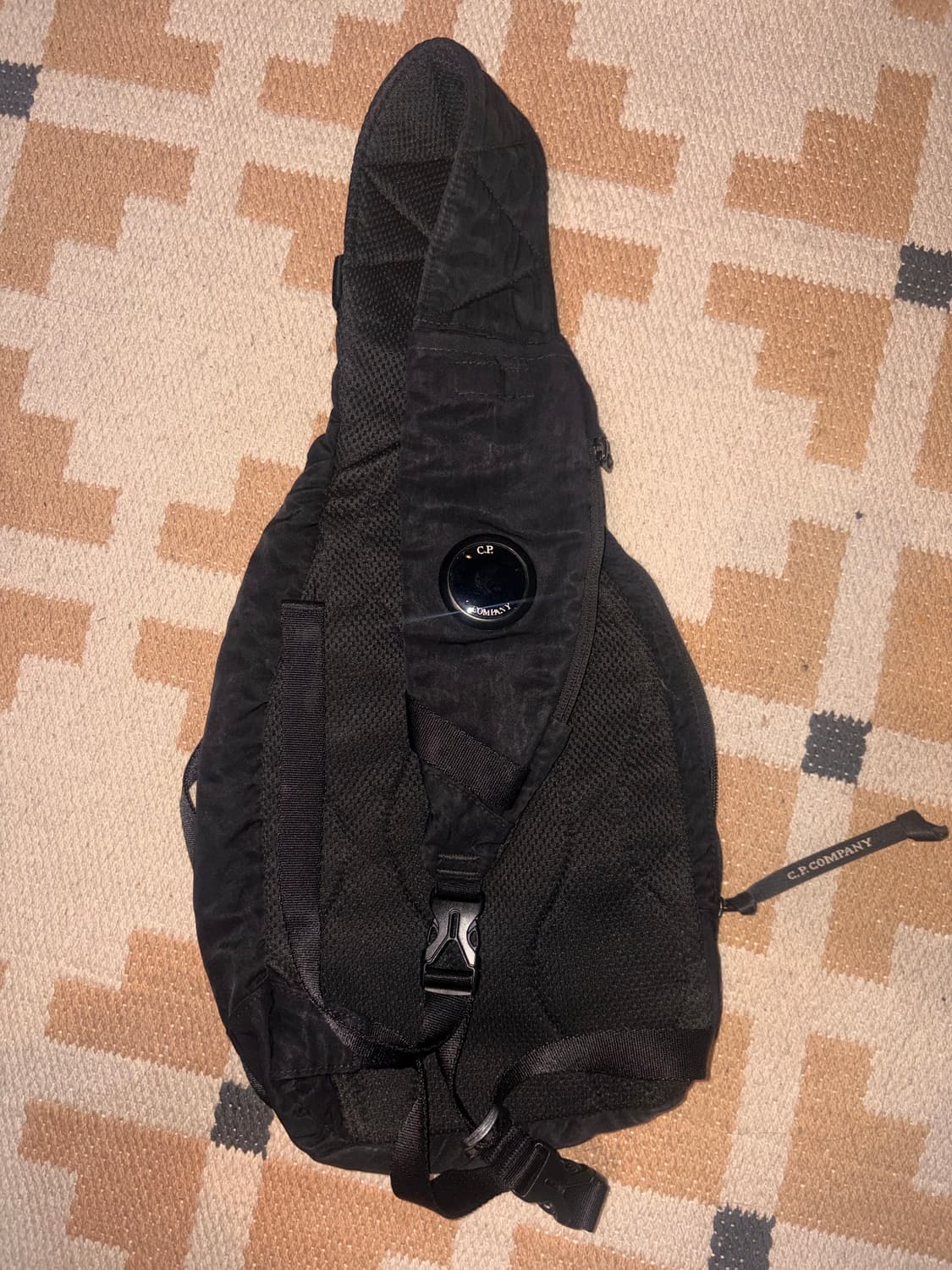 C.P. Company Nylon B Lens Crossbody Pac 상품이미지1
