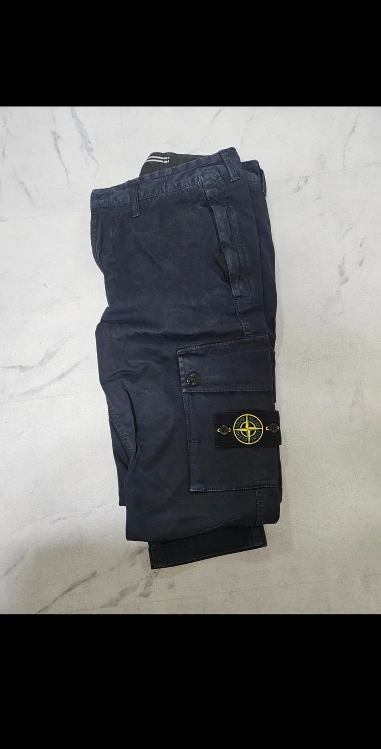 스톤아일랜드 카고팬츠 네이비 팝니다. 상품이미지1