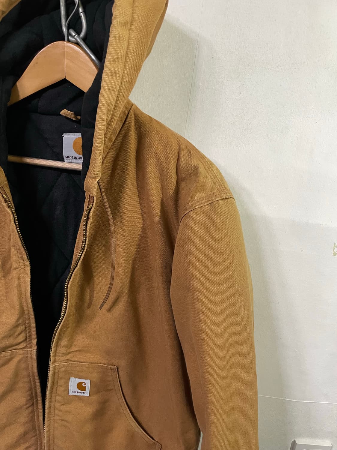 칼하트 덕액티브 자켓 j140 USA 생산 워크자켓 상품이미지3