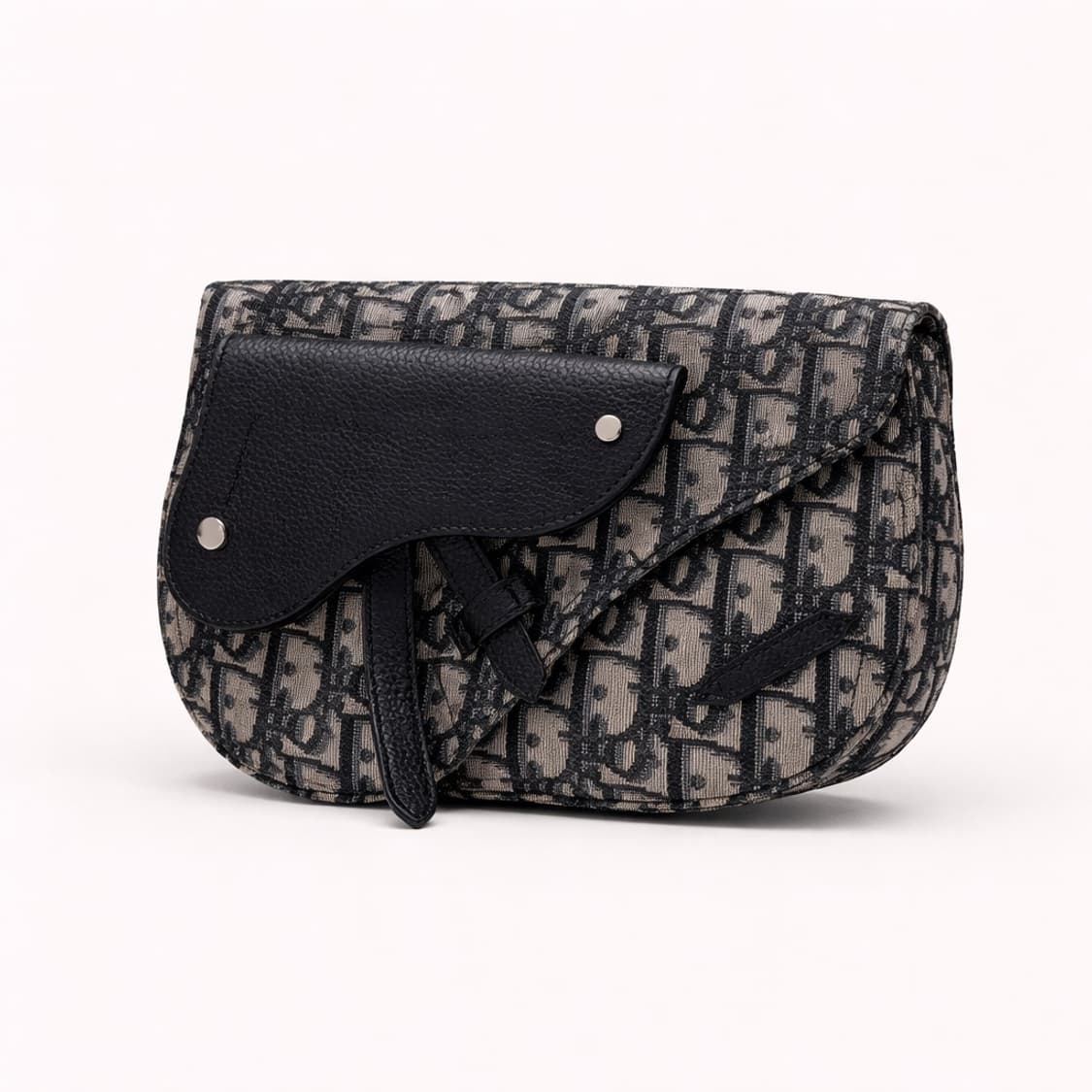 [S급] 디올 오블리크 새들 미니 파우치 크로스백 판매합니다!!! 상품이미지3