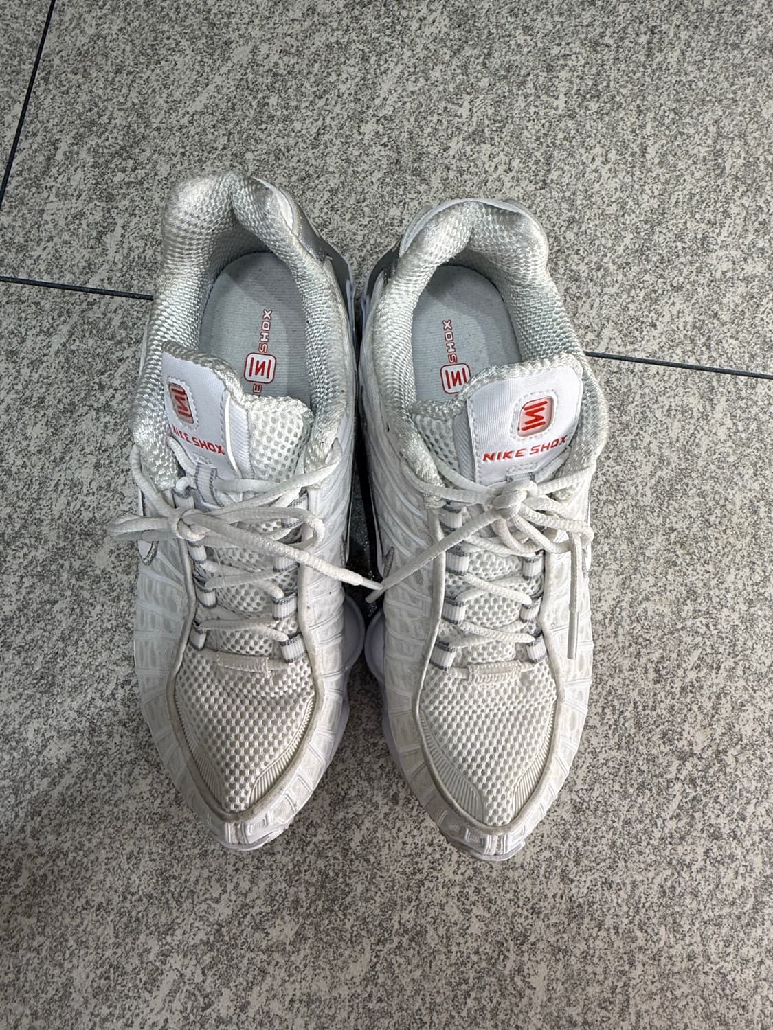 나이키 샥스 화이트 240 US 7 W 상품이미지2