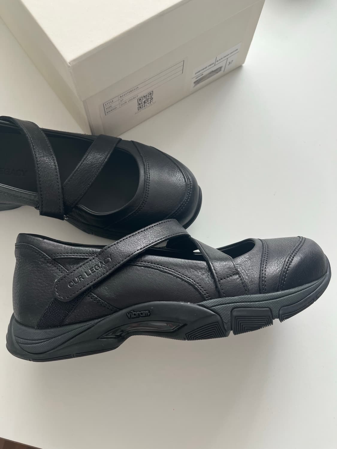 아워레가시 드레스 스니커즈 37 상품이미지1