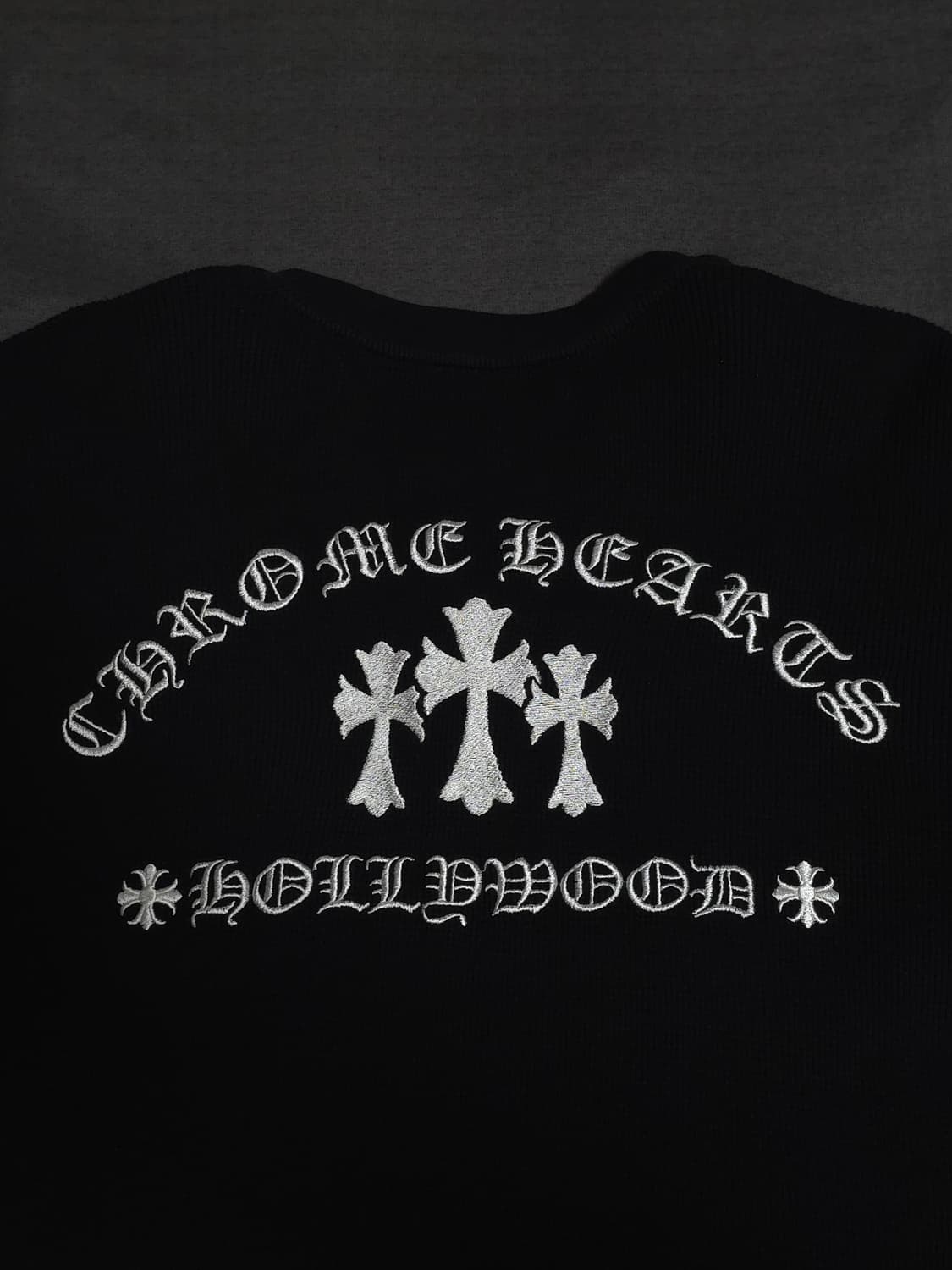 [M] 크롬하츠 세메터리 할리우드 헨리넥 와플 니트 블랙 상품이미지5