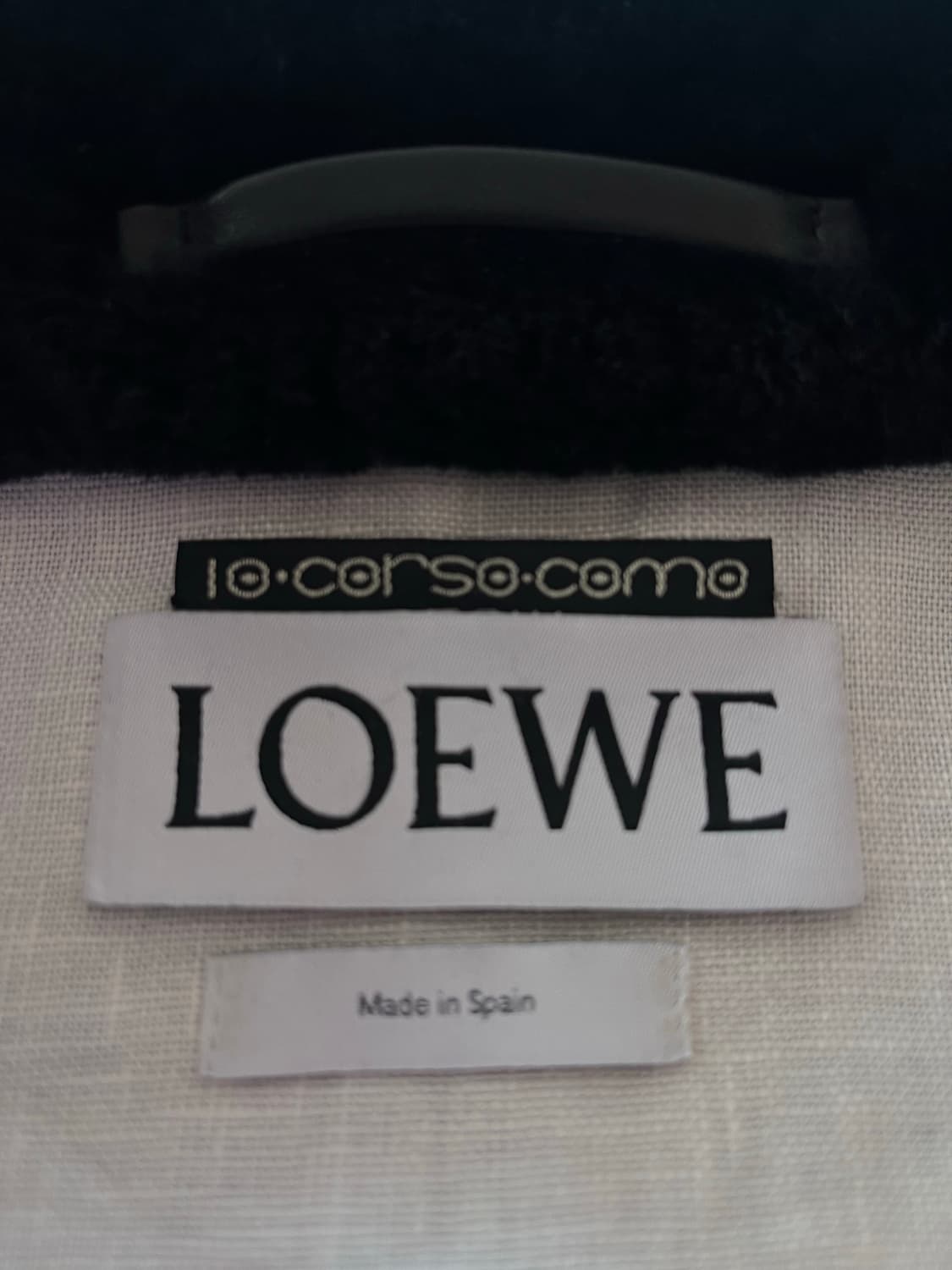 LOEWE AVIATOR REAL FUR A2 LEATHER JACKET 상품이미지9