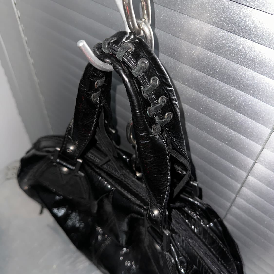 00s 프란체스코 비아시아 페이턴트 가죽 코셋 백 상품이미지3