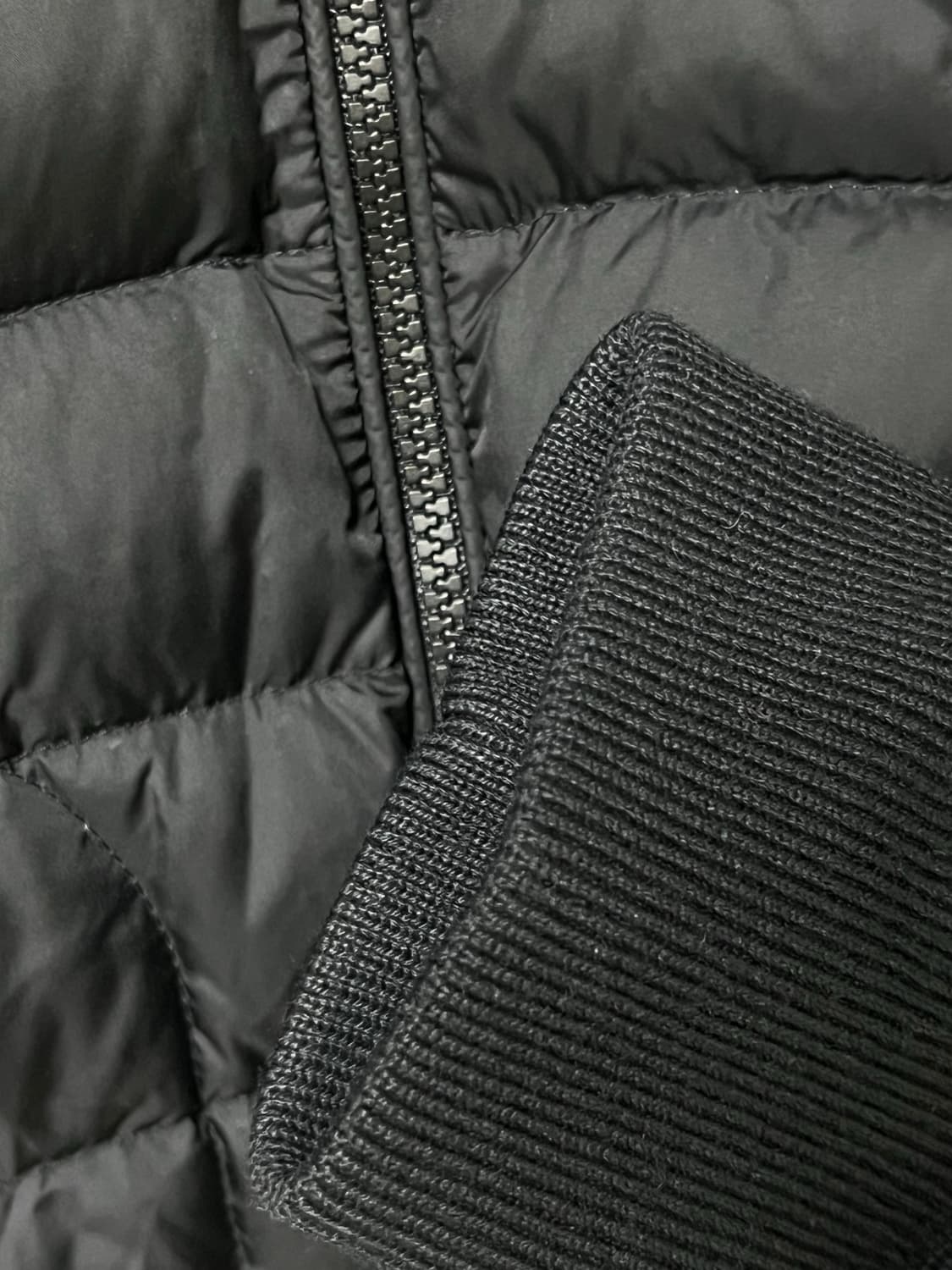 [정품] 2XL(XXL) 몽클레어 니트패딩 블랙 상품이미지3