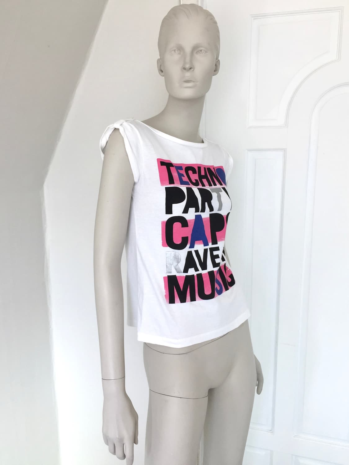 “MUSIC” Big Lettering Point Top 상품이미지2