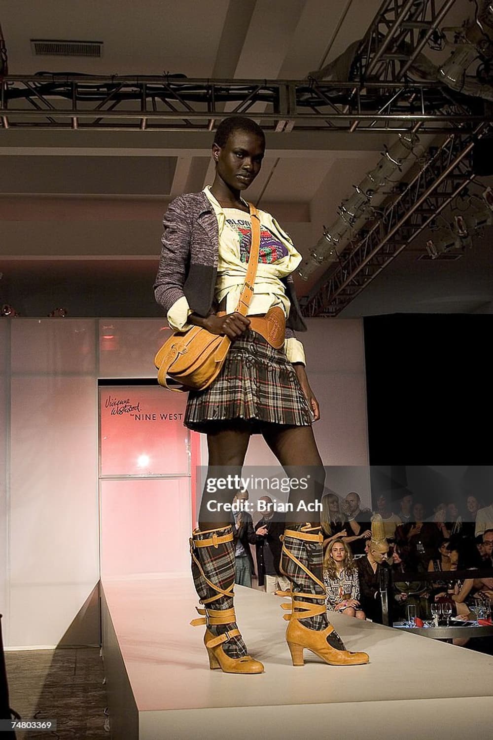 🧡우주매물🧡비비안웨스트우드 나인웨스트 리얼레더 크로스백/희귀 빈티지 상품이미지9