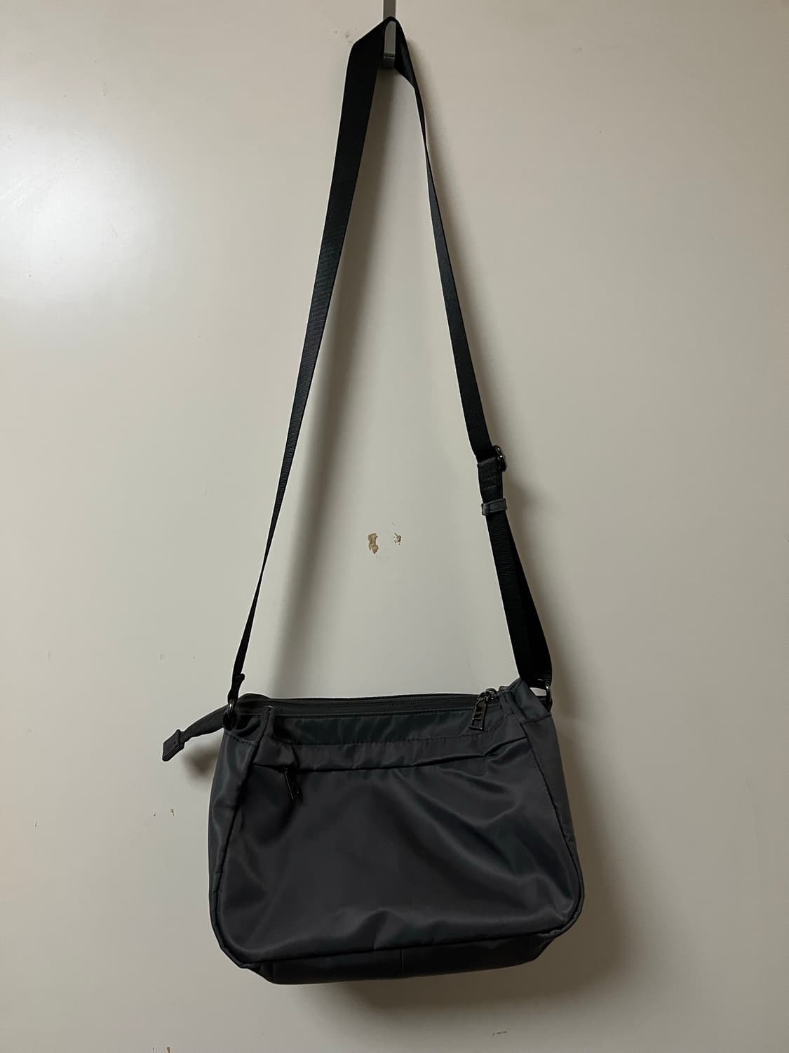 Y'saccs cross bag 상품이미지2