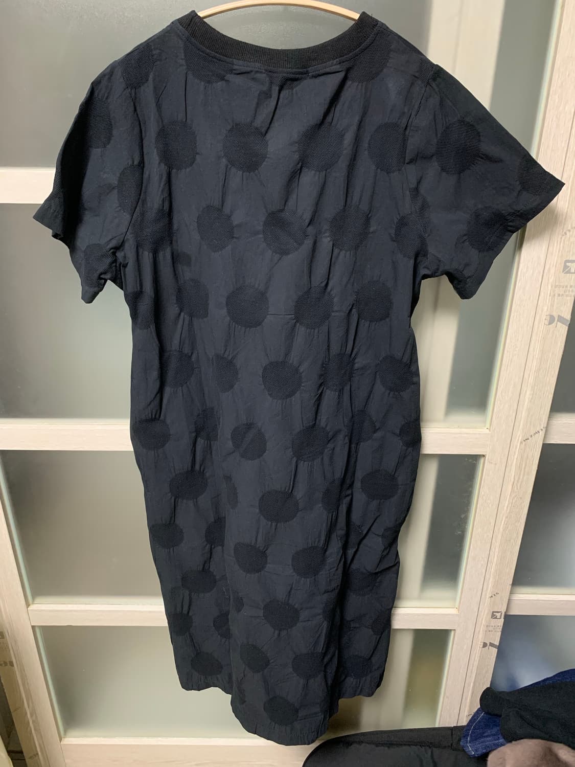 애프터먼데이 도트 텍스쳐 원피스 블랙 새상품 상품이미지2