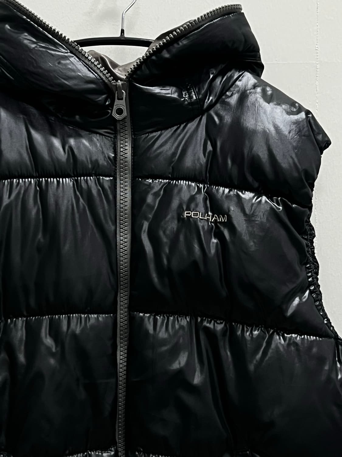 폴햄 유광 솜패딩 조끼 블랙 상품이미지3