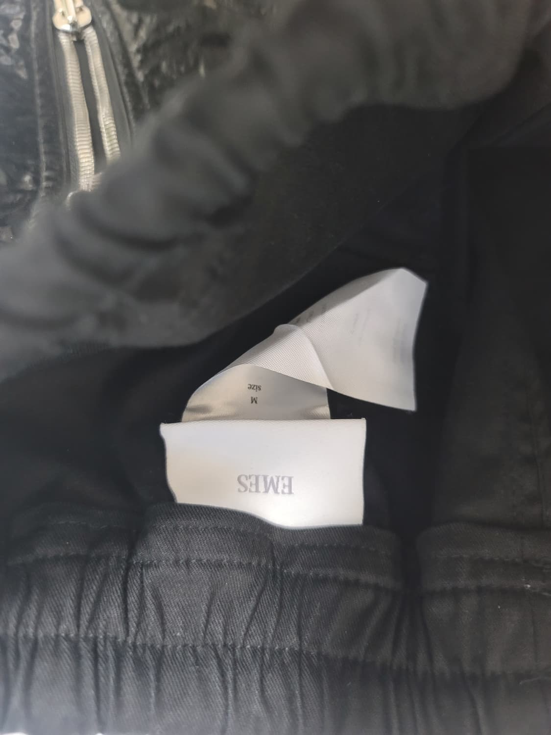 EMES 간지나는  팬츠 M 허리28~30 상태굿

상태굿 상품이미지3