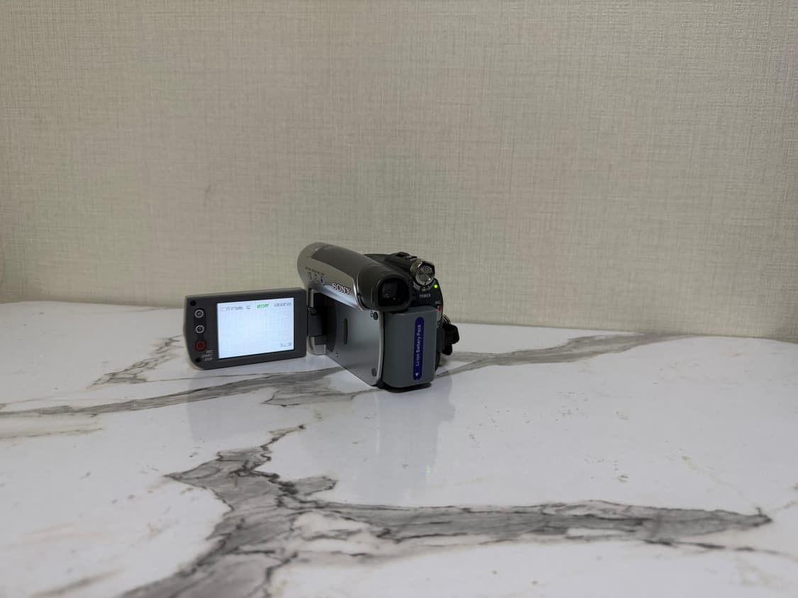 소니 핸디캠 DCR-HC24 + DV테이프 배터리 상품이미지2